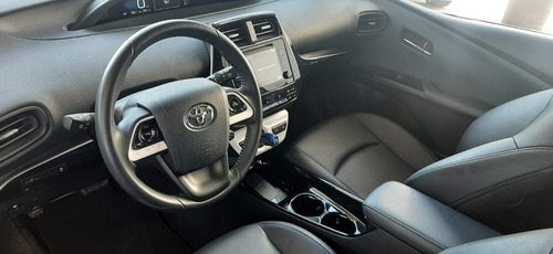 Imagen 9 de 12 de Toyota Prius Premium Modelo 2017