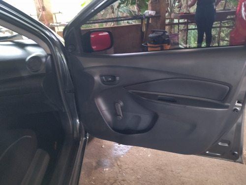 Imagen 3 de 11 de Toyota Yaris