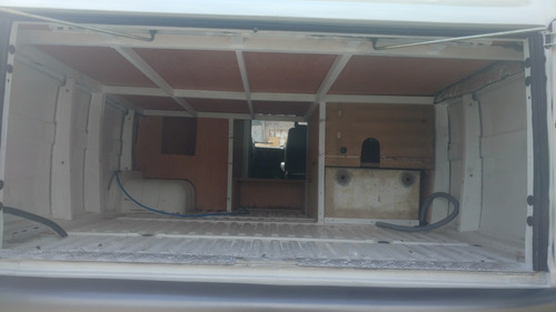 Imagem 11 de 15 de Iveco Motor Casa