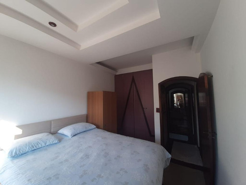 Imagem 25 de 30 de Sobrado Com 3 Dormitórios Mais Edícula, 327 M² - Venda Por R$ 1.200.000 Ou Aluguel Por R$ 4.400/ano - Jardim Planalto - Arujá/sp - So0335