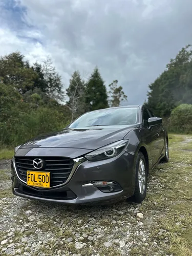 Mazda 3 2.0 Sport Touring