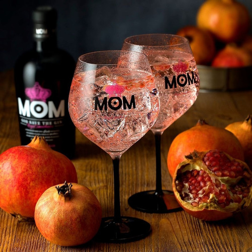 Imagen 3 de 10 de Gin Mom 700ml. Con Estuche - Royal Smoothness