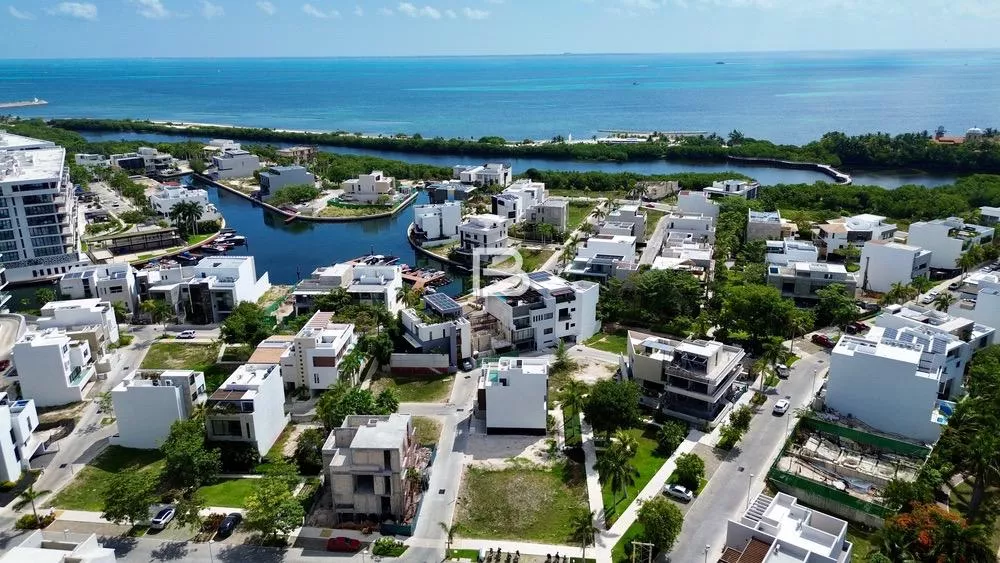 A Estrenara Casa En Puerto Cancun Los Canales Venta