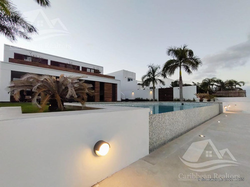 Casa En Venta En Lagos Del Sol Cancun B-hms5541