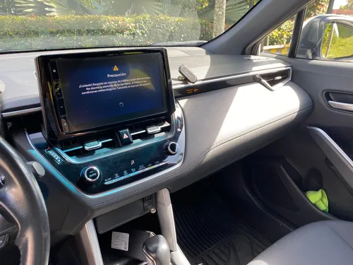 Toyota Corolla Cross Xei Hybrid