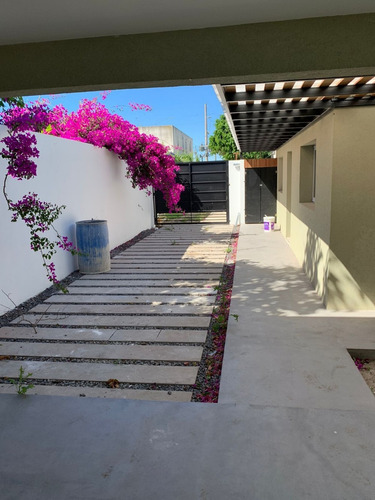 Imagen 2 de 14 de Venta Casa 4 Entre 77bis Y 78