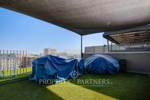 Penthouse Dúplex Con Vista Despejada En Moderno Ed...