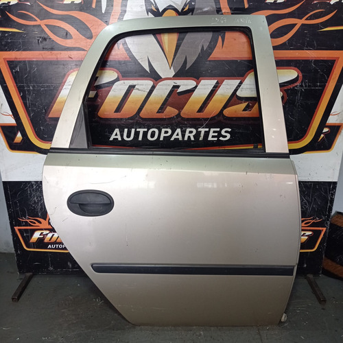 Puerta Trasera Derecha Chevrolet Meriva ----