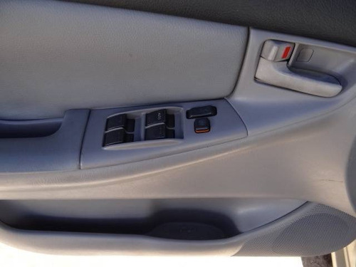 Imagem 11 de 15 de Toyota Corolla 1.6 Xli 16v Gasolina 4p Manual