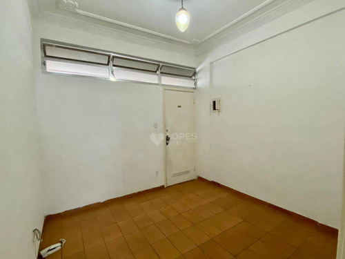 Imagem 2 de 9 de Apartamento Com 1 Quarto, 40 M² Por R$ 190.000 - Centro - Niterói/rj - Ap46419