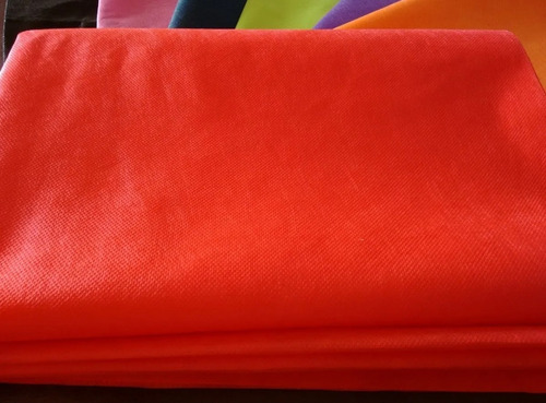 Mantel De Friselina Rojo Rectangular 2x1.4 Metros
