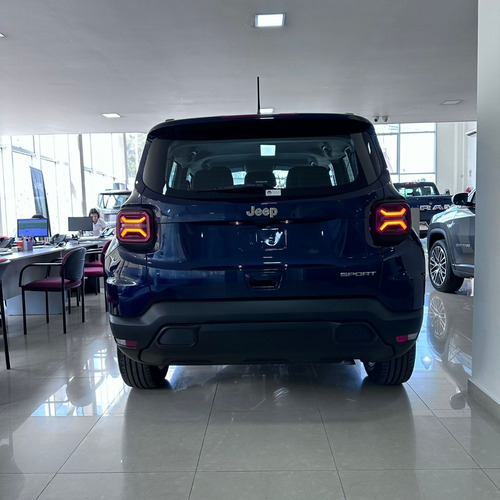 Imagen 2 de 16 de Jeep Renegade 1.8