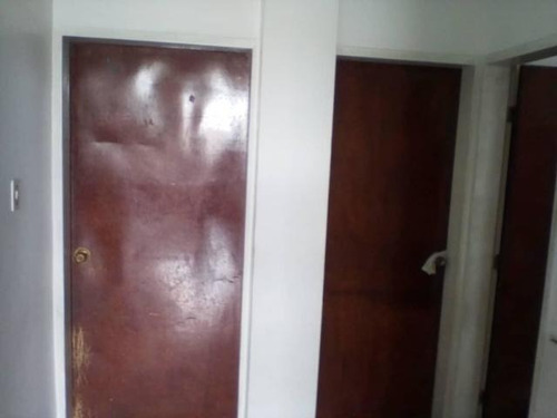 Imagen 30 de 30 de Ar López/** Edificio Con 2 Locales Comerciales Pb, 1er Piso Amplio Apartamento C/terraza 2do Piso Otro Apto Tipo Estudio Y + En Venta Barquisimeto Zona Oeste, Tlf. 04245257450. # 22-10177. Lara, Ven.