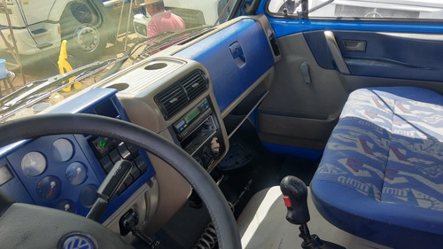 Volkswagen Vw 17210 2004