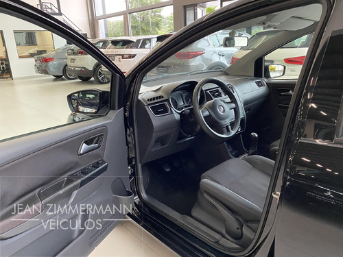 Imagem 15 de 15 de Volkswagen Fox Prime Highline 1.6 Flex
