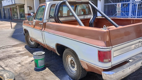 Chevrolet Cheyenne Pickup Chevrolet Cheyenne