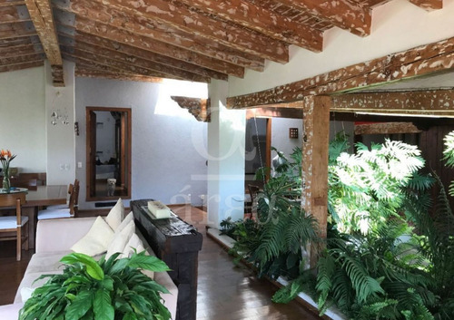 Casa En El Centro De Valle De Bravo