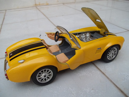 Ford Cobra 427 Maisto 1/24