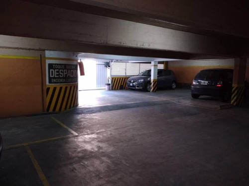 Imagen 7 de 9 de Cochera En Venta En El Centro De Lomas De Zamora