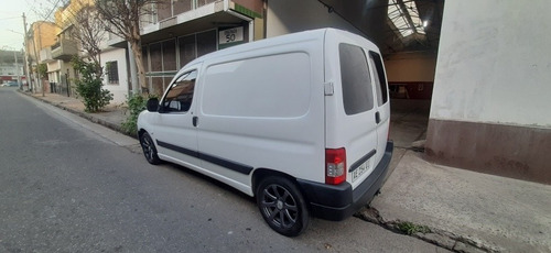 Imagen 13 de 20 de Citroën Berlingo 2020 1.6 Vti 115 Business