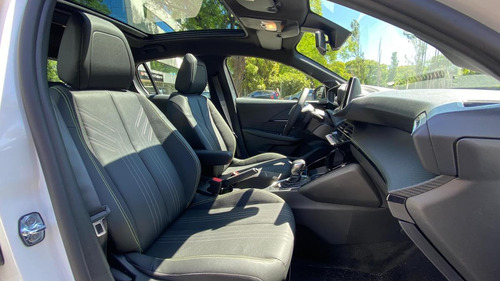 Peugeot 208 1.0T Gt