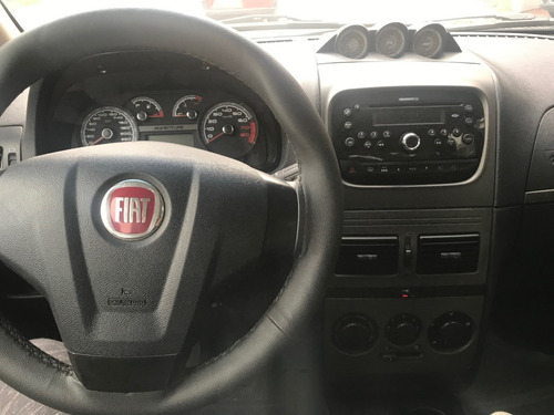 Fiat Idea 2013 1.8 16v Adventure Flex 4 Portas