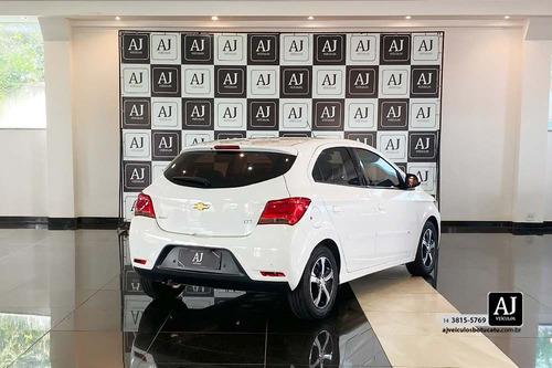 Chevrolet Onix 1.4 MPFI LTZ 8V FLEX 4P AUTOMÁTICO
