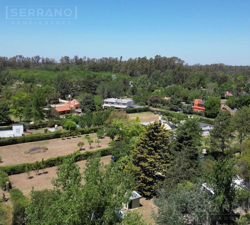 Venta Casa 3 Amb Con Piscina En Barrio Parque Sakura, Exaltacion De La Cruz Limite Con Pilar.