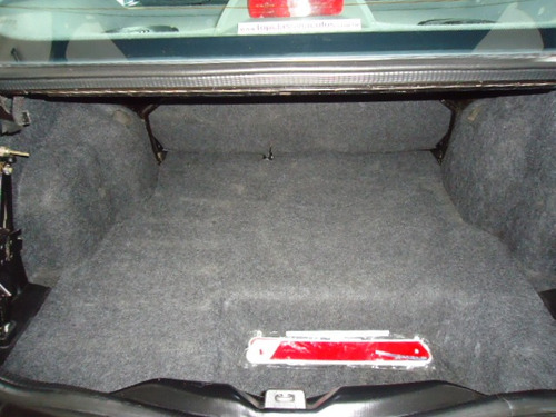 Renault Clio Sedan 1.0 16v Expression Hi-flex 4p