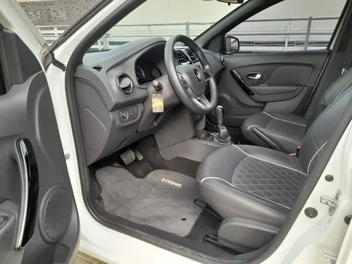 Renault Logan 1.6 Intens Aut