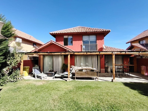 Arriendo En Condominio Con Acceso A Laguna Artificial