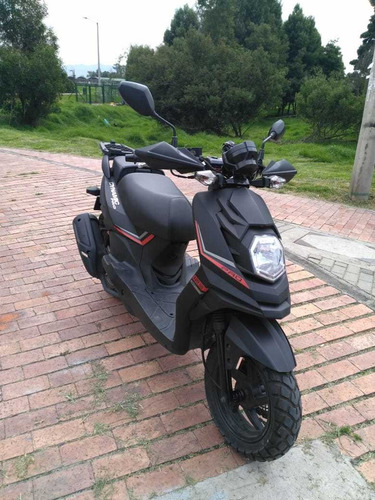 Akt Dynamic Pro Modelo 2020 Con 1.400 Kilometros Como Nueva