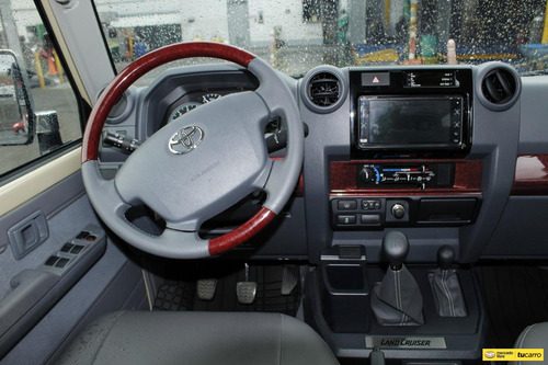 Toyota Land Cruiser Lx