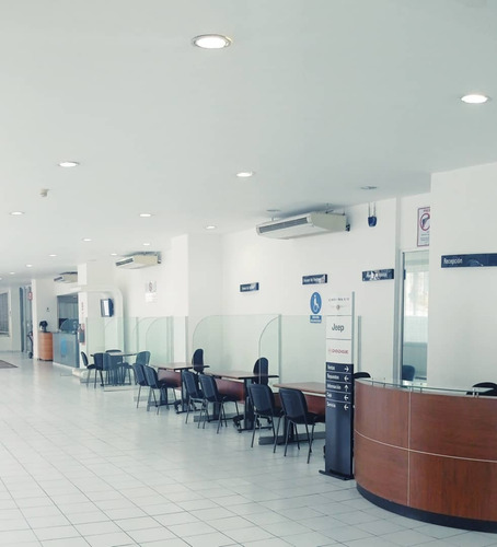 Imagen 4 de 7 de Local Comercial Cercano A La Estaciòn Del Metro Los Dos Caminos