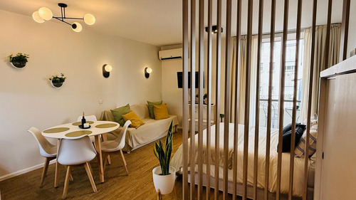 Alquiler Monoambiente Amoblado En San Telmo Con Balcon