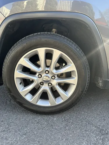 Jeep Grand Cherokee 3.6 Limited Lujo 4x2 Mt