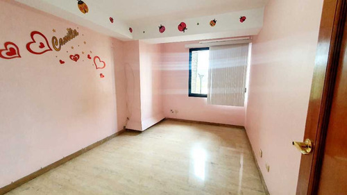 Imagen 12 de 16 de Alquilo Apartamento 140m2 3h+s/2b+s/2pe Las Mesetas 7582