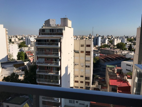 2 Ambientes Piso Alto - Edificio Star - Apto Profesional