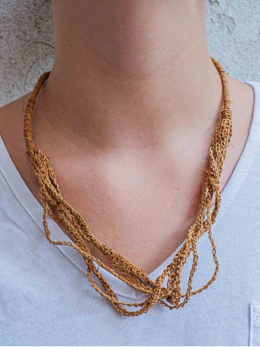 Imagen 2 de 9 de Collares Hilados En Chaguar