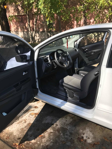 Volkswagen Fox 1.6 Confortline Saf 2014