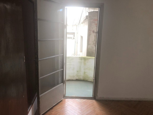Imagen 24 de 30 de Apartamento En Venta En Montevideo. Excelente Punto! 18 De Julio Y Roxlo