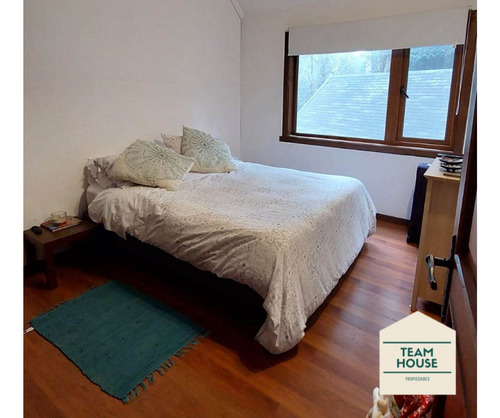 Gran Casa, Condominio Los Aromos