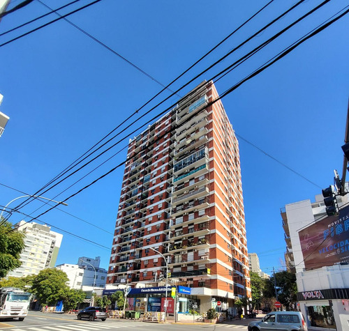 Departamento En Vicente López., Avda. Libertador 1450. Dos Ambientes