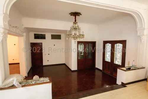 Casa En Venta En Altamira Gi