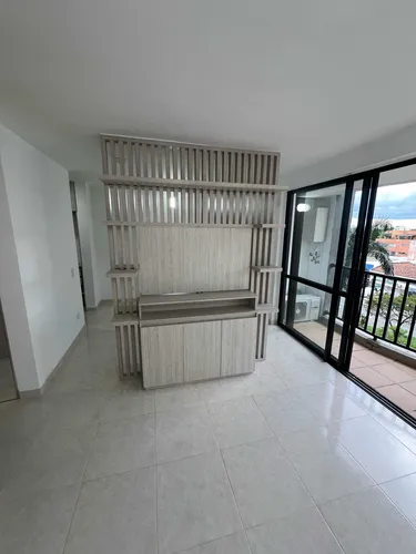 Alquilo Apartaestudio 35 M2 Nuevo En La Flora