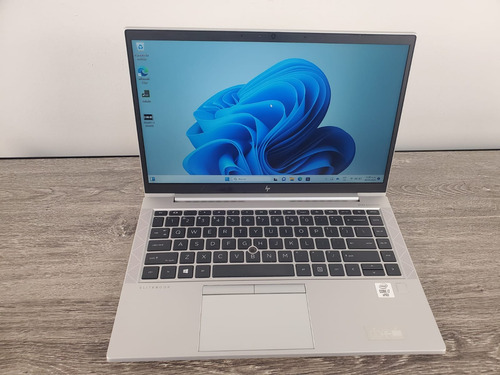 Laptop Core I7 10ma Gen 16 Gb Ram 480 Gb Ssd Camara Negro (Reacondicionado)