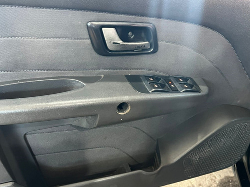 Fiat Palio 1.6 TREKKING WEEKEND 16V FLEX 4P MANUAL