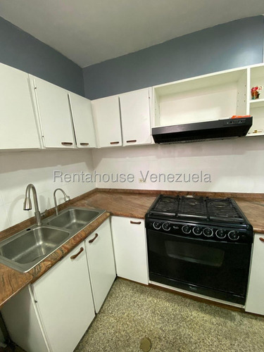 Apartamento Con Mucho Potencial En Lpg! 25-243