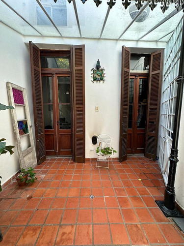 Ph De 2 Ambientes Con Patio Y Terraza.
