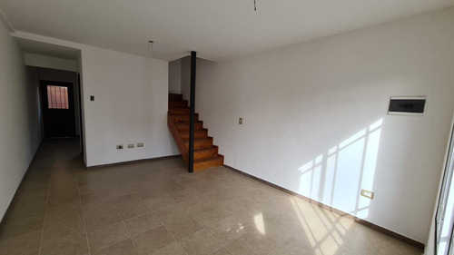 Imagen 2 de 12 de Dúplex A Estrenar De 3 Ambientes En Ituzaingó Norte En Venta